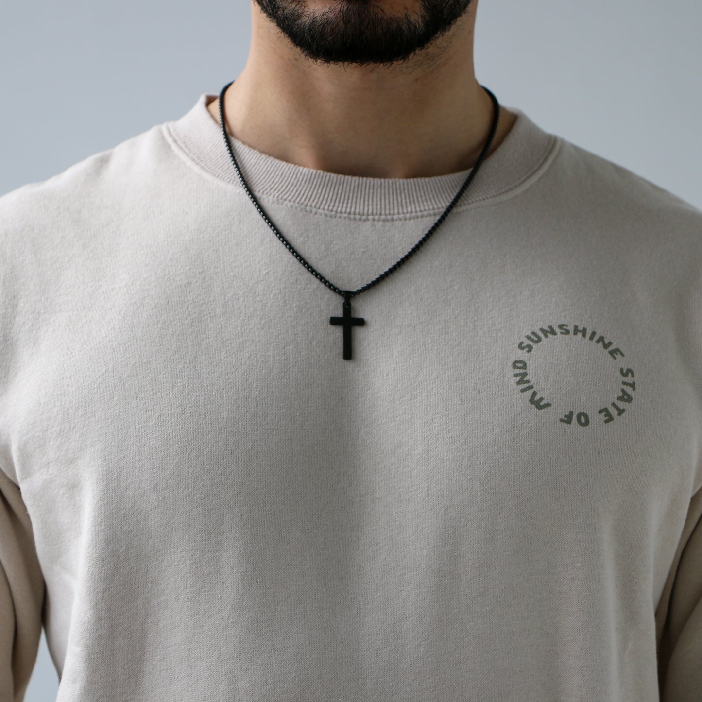 Cadena Box con Cruz (Mediana) BLACK