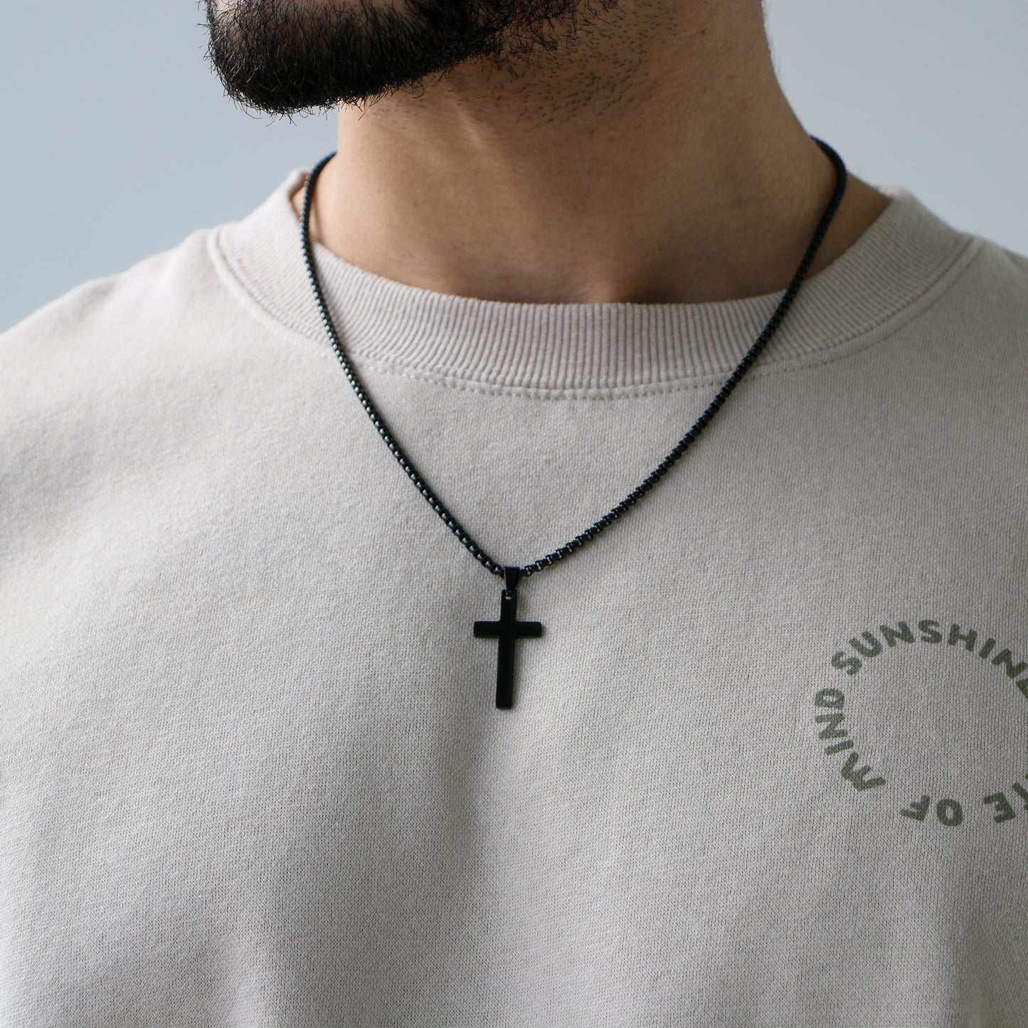 Cadena Box con Cruz (Mediana) BLACK