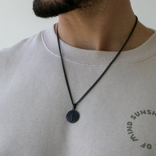 Cadena Clásica con Dije Brújula BLACK
