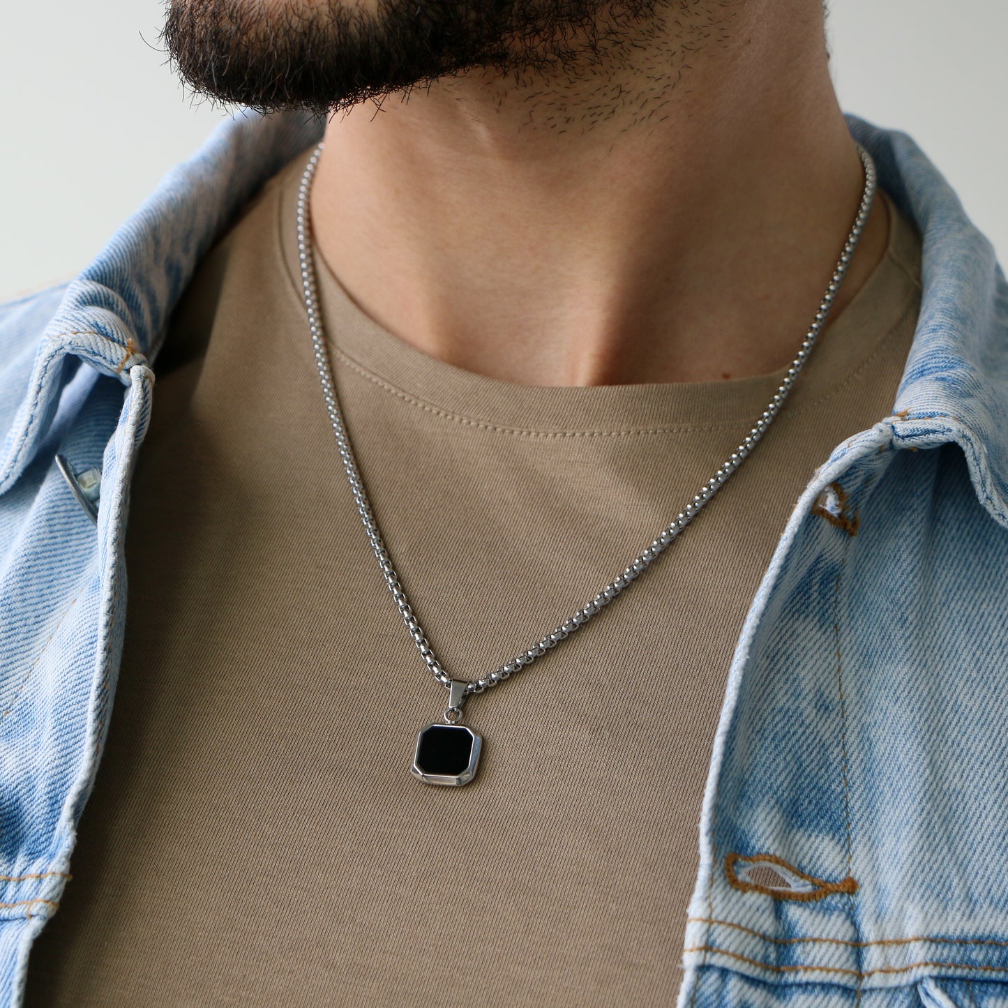 Cadena Box con Dije Black Square SILVER