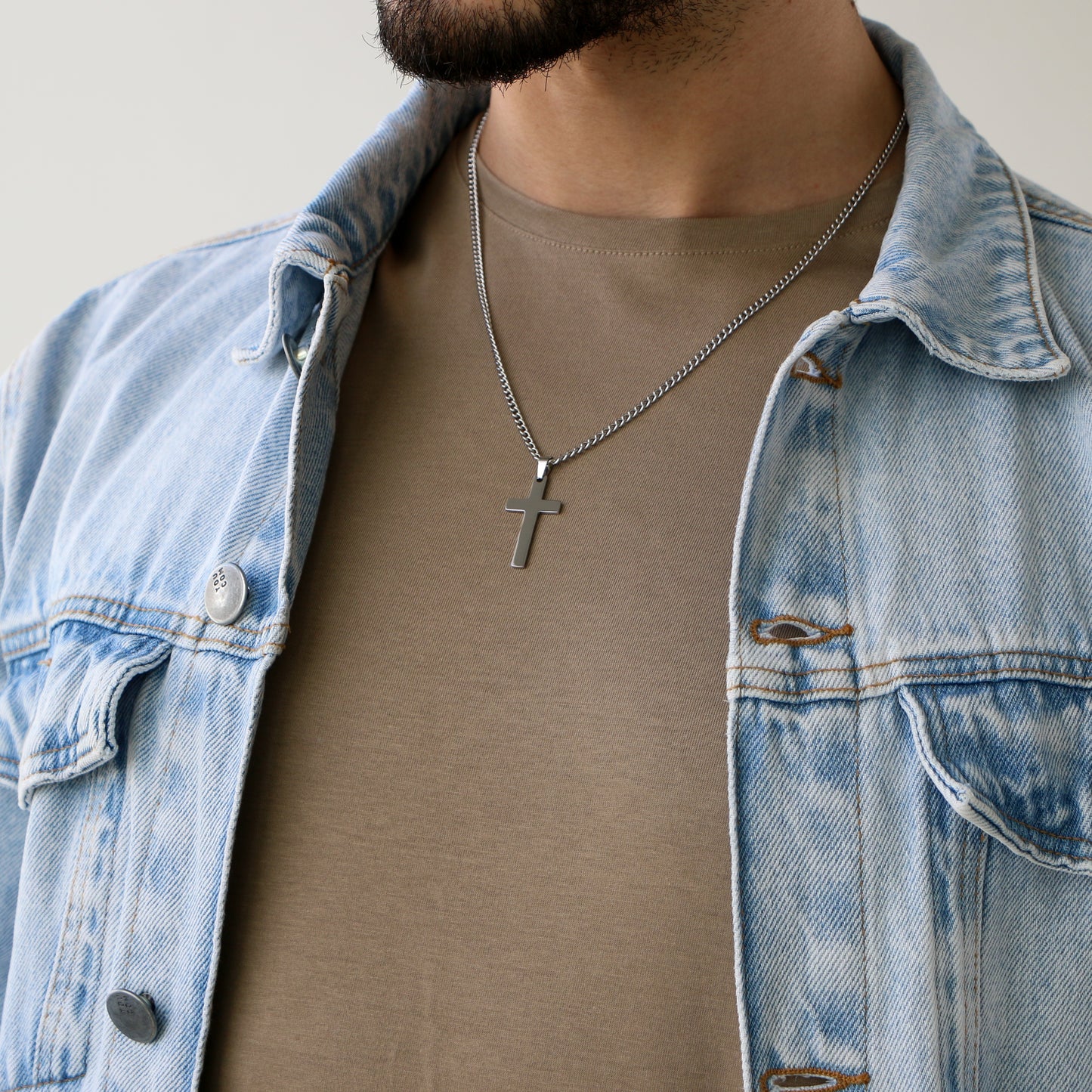 Cadena Clásica con Cruz (Mediana) SILVER