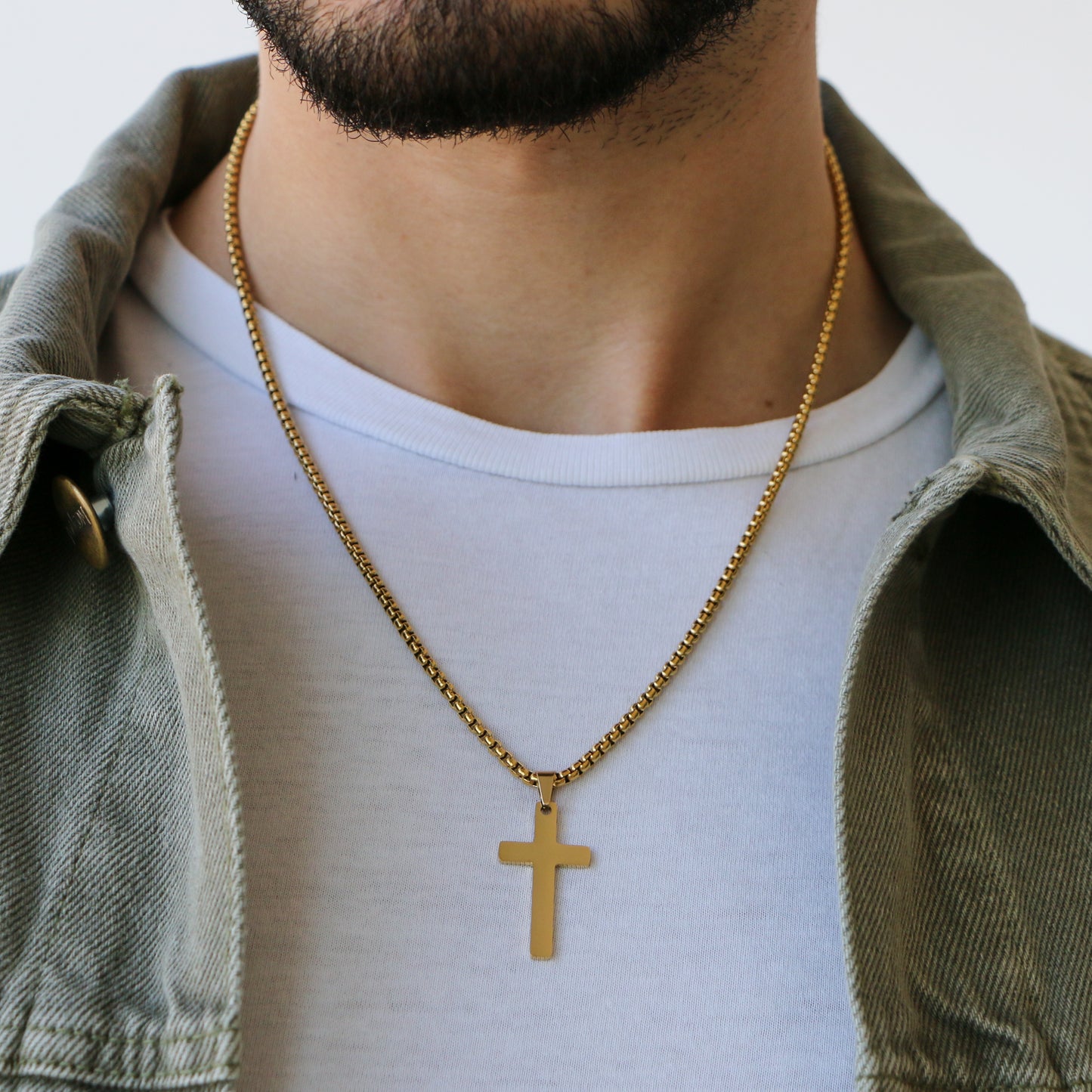 Cadena Box con Cruz (Mediana) GOLD