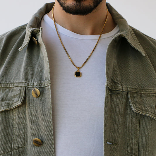 Cadena Box con Dije Black Square GOLD