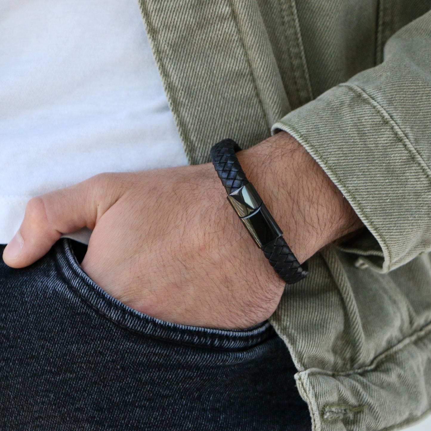 Pulsera de Cuero Clásica BLACK - Cuero Negro