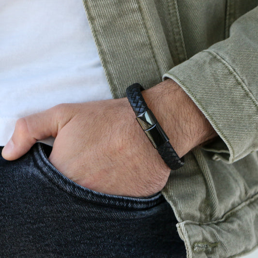 Pulsera de Cuero Clásica BLACK - Cuero Negro