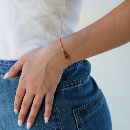 Pulsera con dije Pineapple GOLD