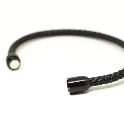 Pulsera de cuero con cierre magnético BLACK